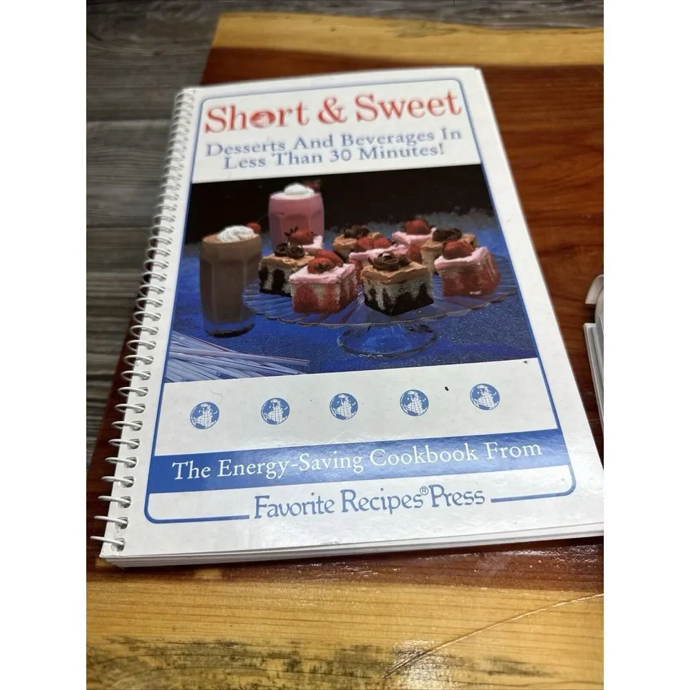 Lot Of Four Favorite Recipes Our Best Cooks Moose Bloomington IL Pampered Chef +